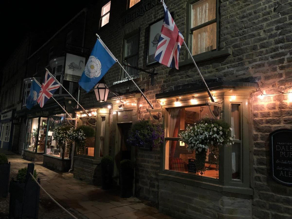 The Black Swan Hotel Leyburn Eksteriør billede