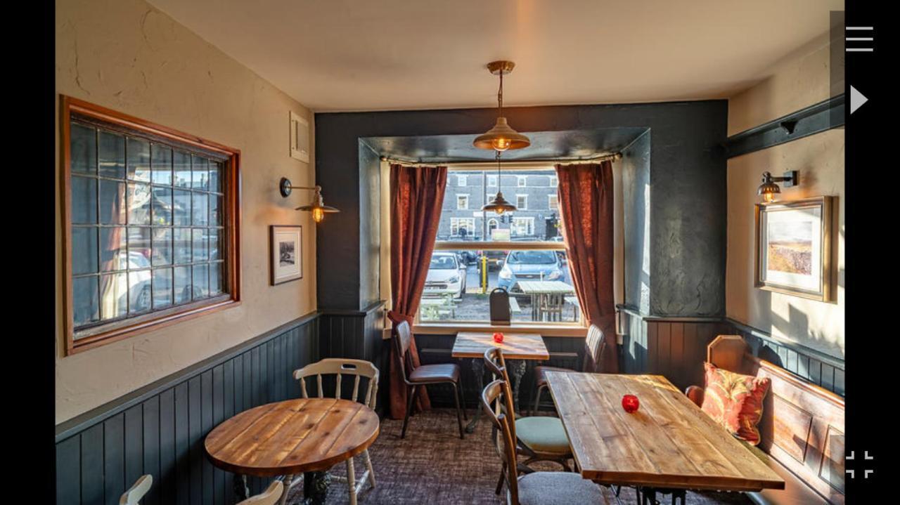 The Black Swan Hotel Leyburn Eksteriør billede